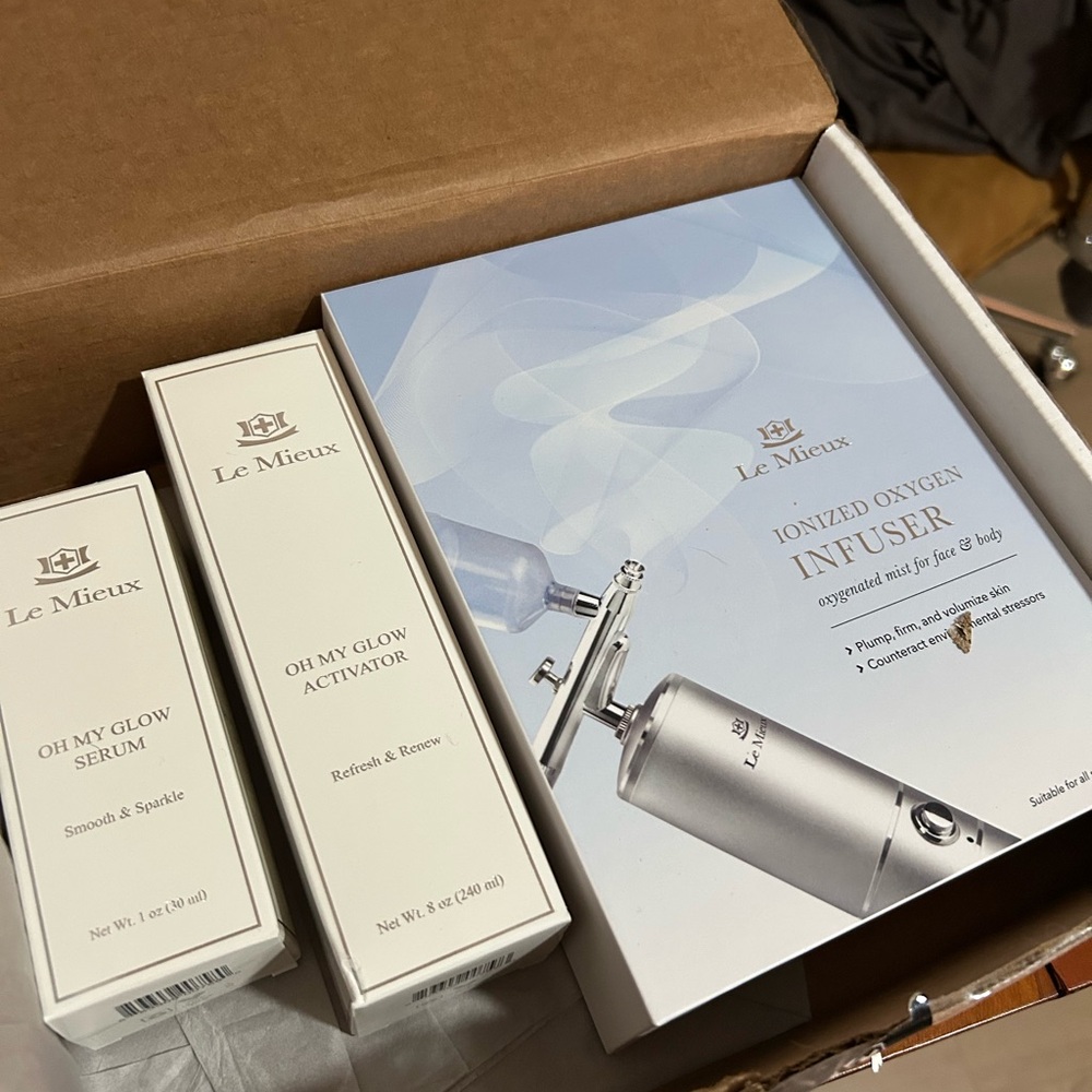 Le Mieux Ionized Oxygen Infuser Set - White